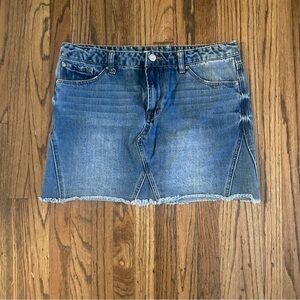 Kensie Raw Hem Denim Mini Skit Size 10 /30 High-Rise Jean Skirt Blue